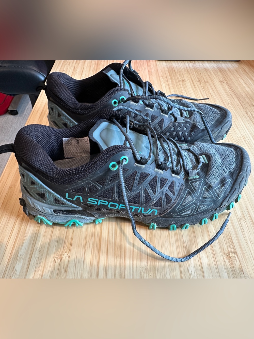 La Sportiva Women’s Bushido II - Black/Mint Trail Running Shoes 8.5